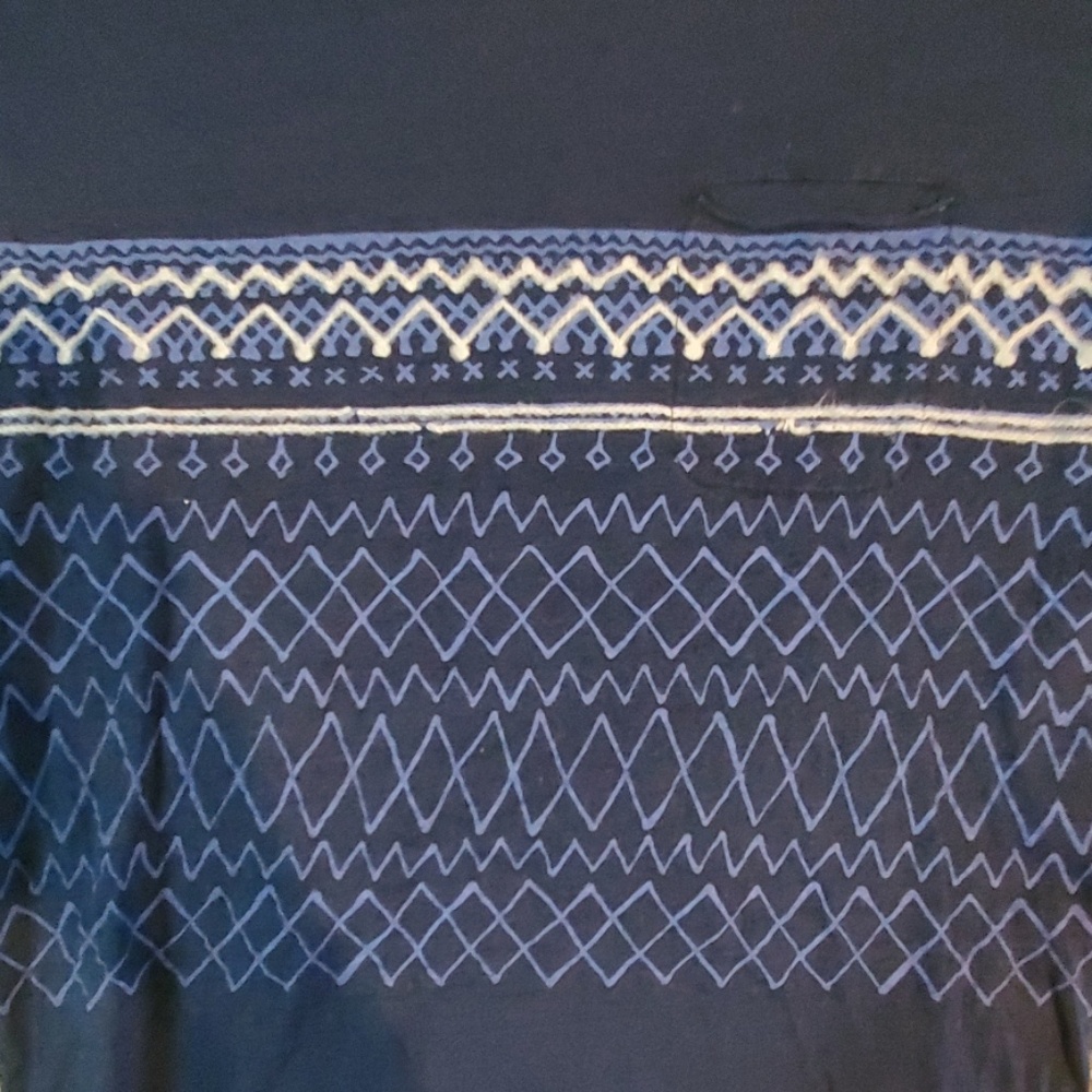 T-shirt - Picture 2 of 3
